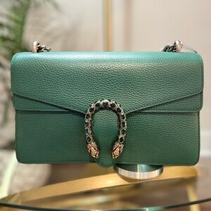 Gucci Dionysus Shoulder Bag
Small Emerald